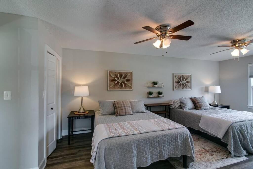 The Residence At Hilltop Acres - Clarksville, Tn Экстерьер фото